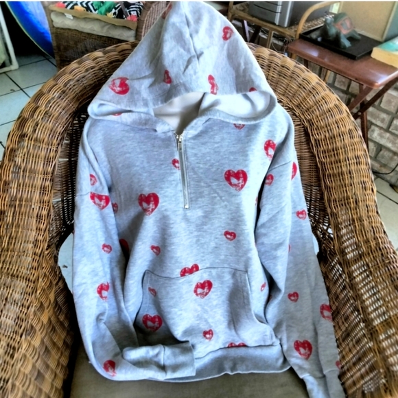 Marled Heart stamped hoodie L NWOT - Picture 2 of 16